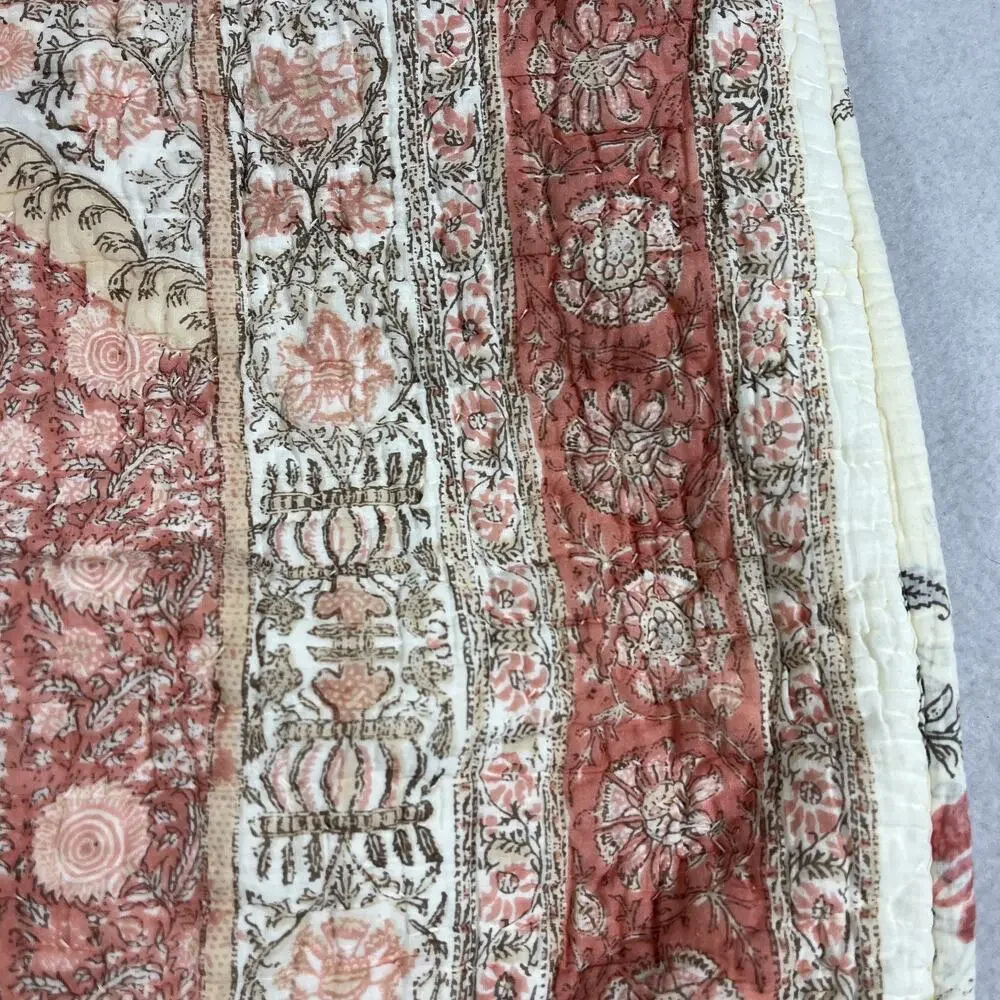 Pottery Barn Set of Two Square 26 x 26 in Pillow Shams Quilted Floral Boho